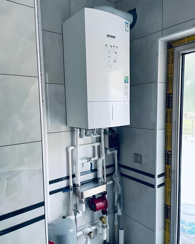 博世壁挂炉管路安装对接